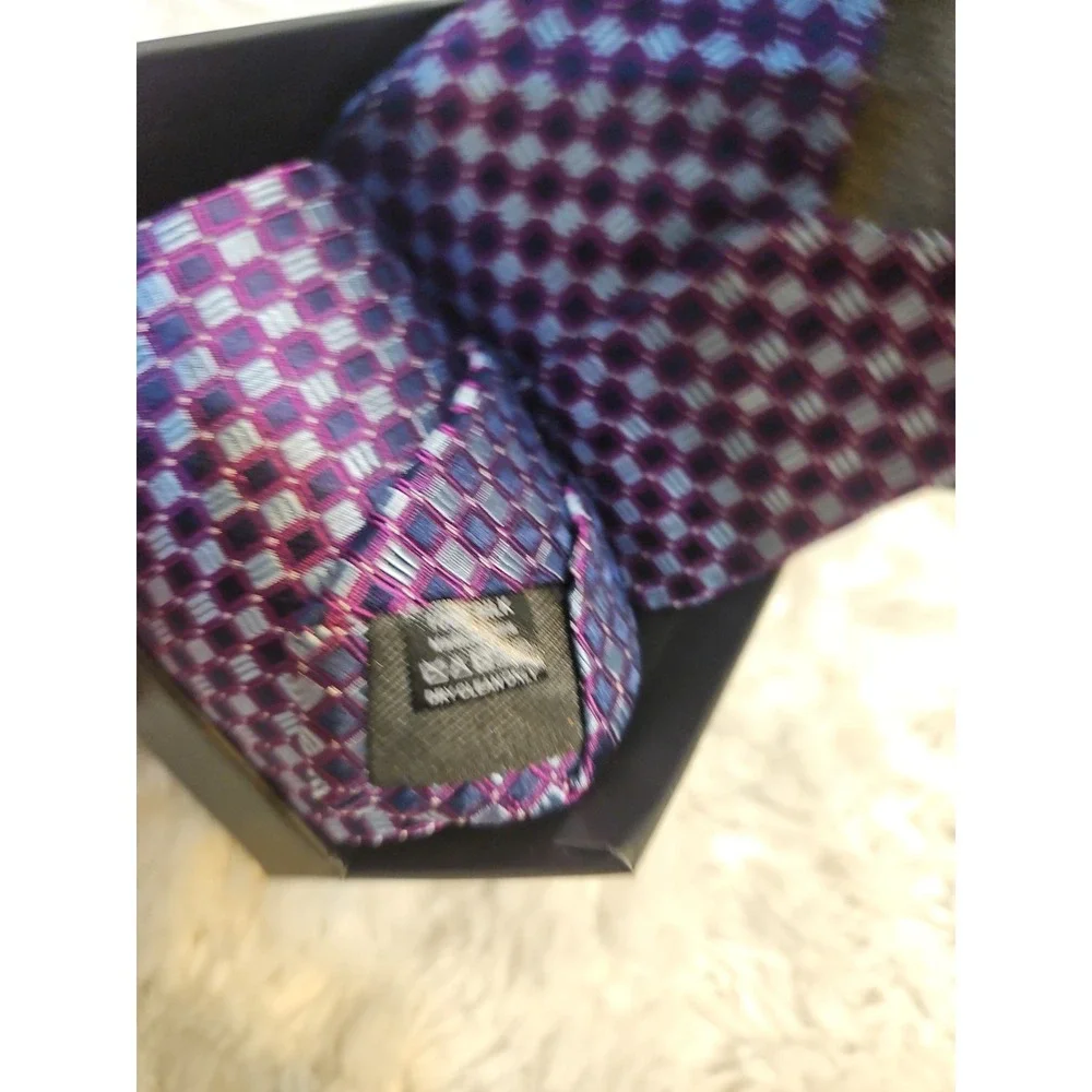 The  Collection LUXURY Silk TIE‎ & Cufflink Set